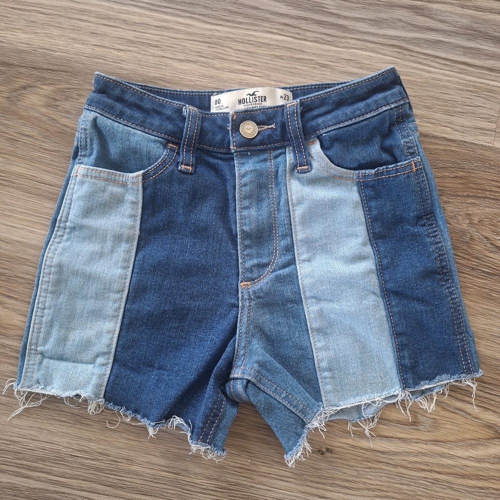 Hollister Jean Shorts Size 00 High Rise Curvy Color block Blue Denim Like‎ New